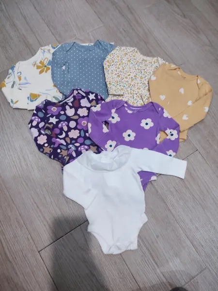 Pañaleros bebe niña Carter's