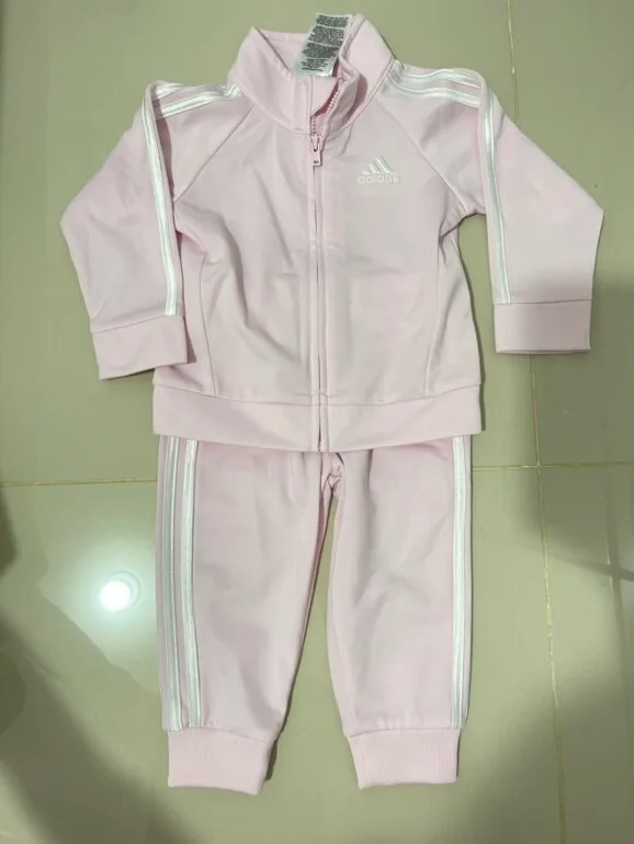 Conjunto deportivo — foto 3