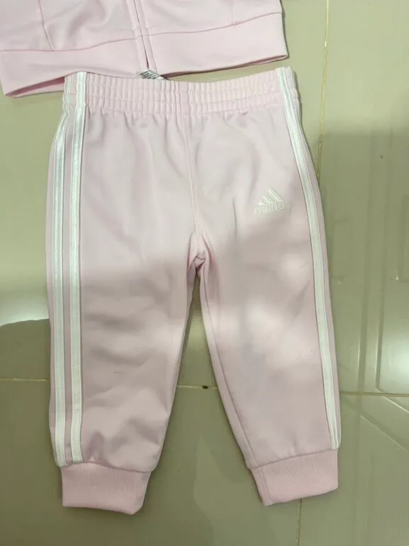 Conjunto deportivo — foto 6