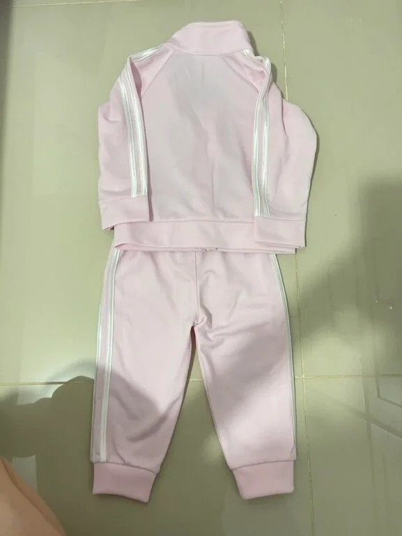 Conjunto deportivo — foto 8