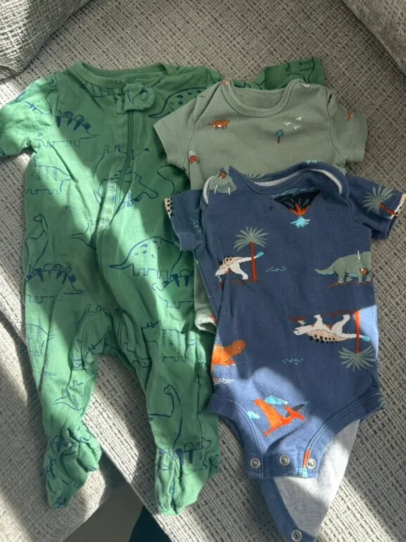 Lotecito de ropa de bebé de 3m carters — foto 9