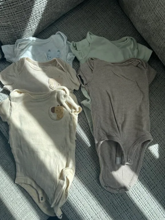 Lotecito de ropa de bebé de 3m carters — foto 7