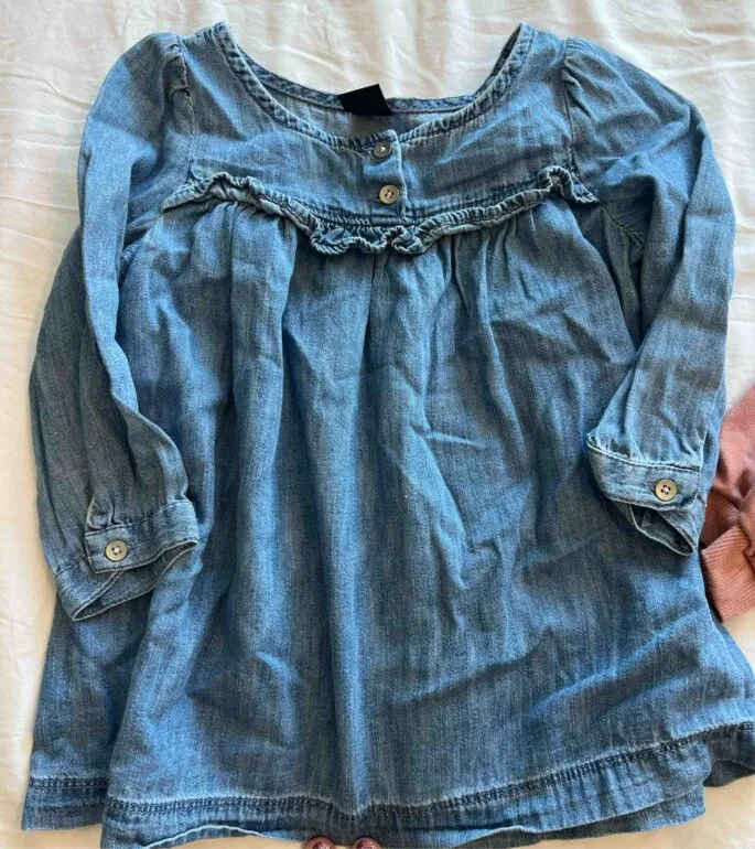 Vestidos H&M, GAP y chaleco Gap — foto 4