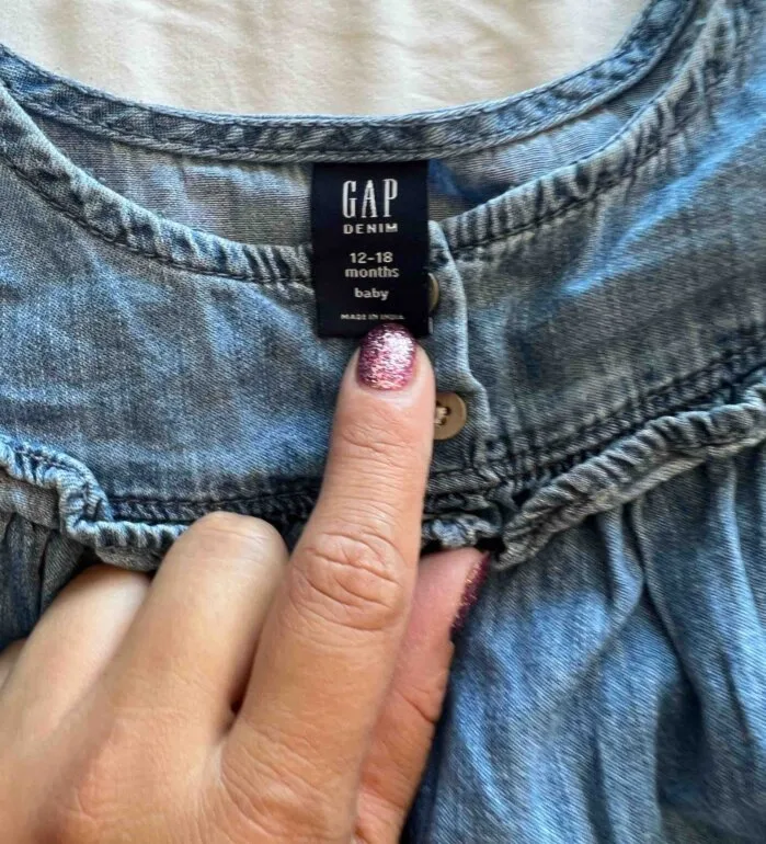 Vestidos H&M, GAP y chaleco Gap — foto 5