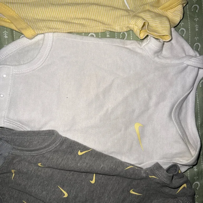 Pañaleros Nike recién nacido — foto 3