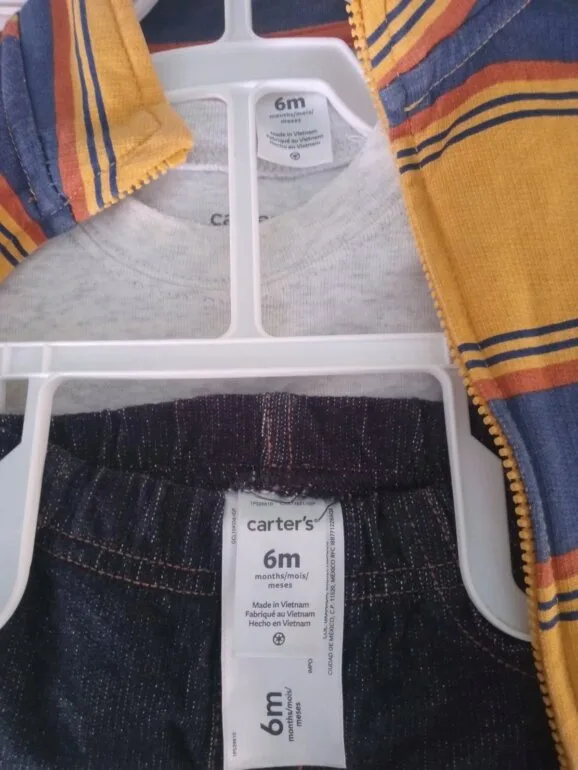 Conjunto body pantalón y chaleco Carters — foto 8