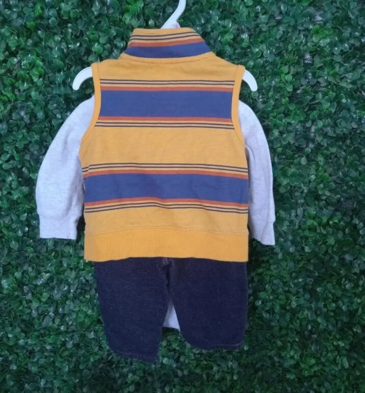 Conjunto body pantalón y chaleco Carters — foto 5
