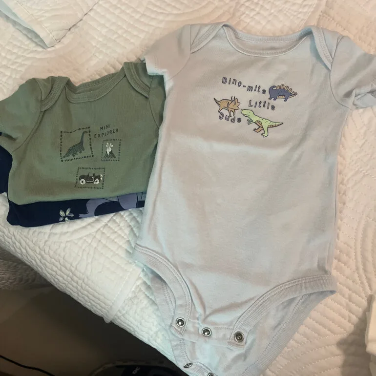 Lote de ropa de bebé — foto 7
