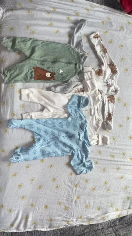 Lote de mamelucos y pañaleros — foto 6