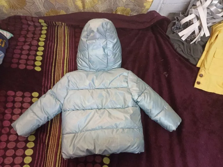 Chamarra GAP para niña talla 3 — foto 3