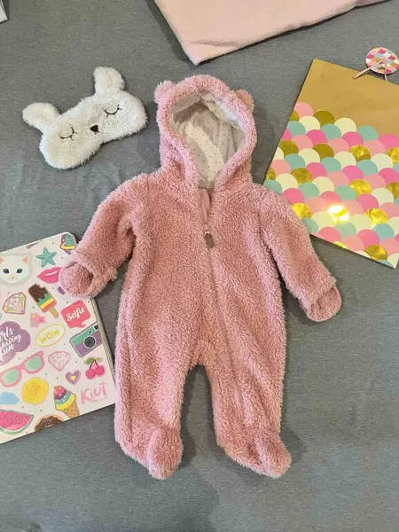 Completo de peluche carters