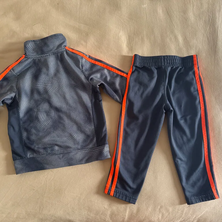 Conjunto adidas 2-3 años — foto 2