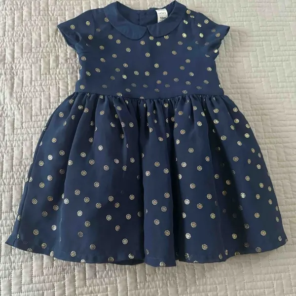 Vestido azul marino con dorado