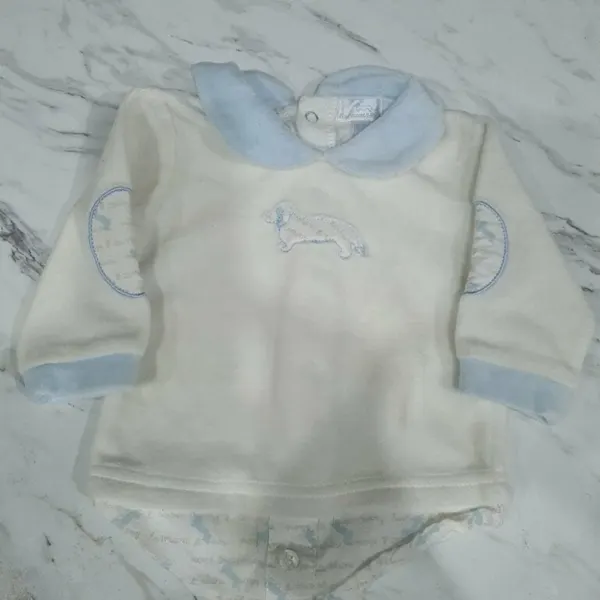 Sueter azul blanco con cuello
