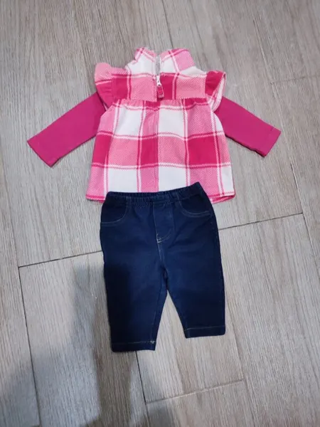 Conjunto chaleco Carter's