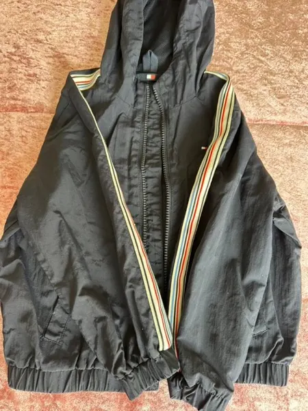 Chamarra tommy Hilfiger niño
