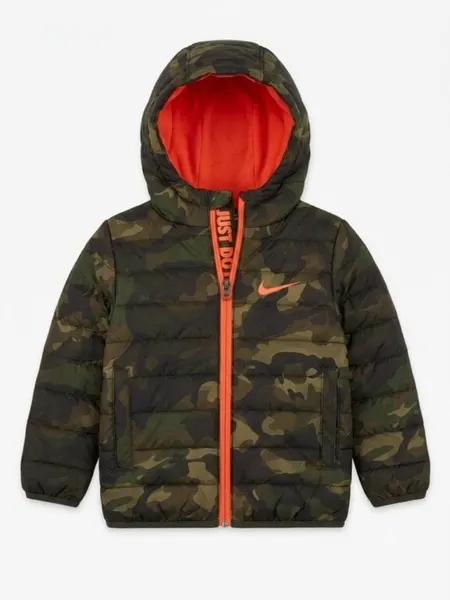Chamarra Nike camuflajeada