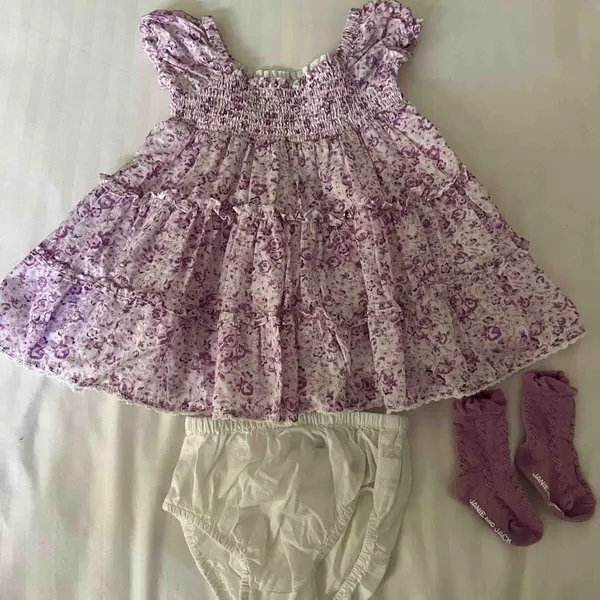 Vestido morado 3 piezas