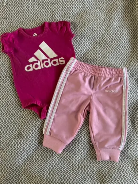 Conjunto Adidas