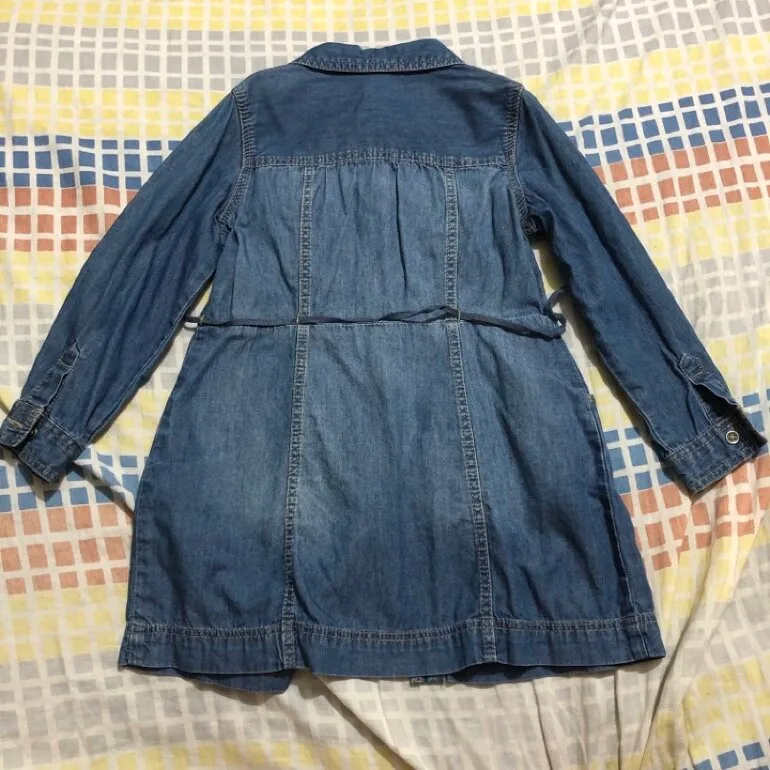 Vestido de mezclilla Benetton para niña — foto 2