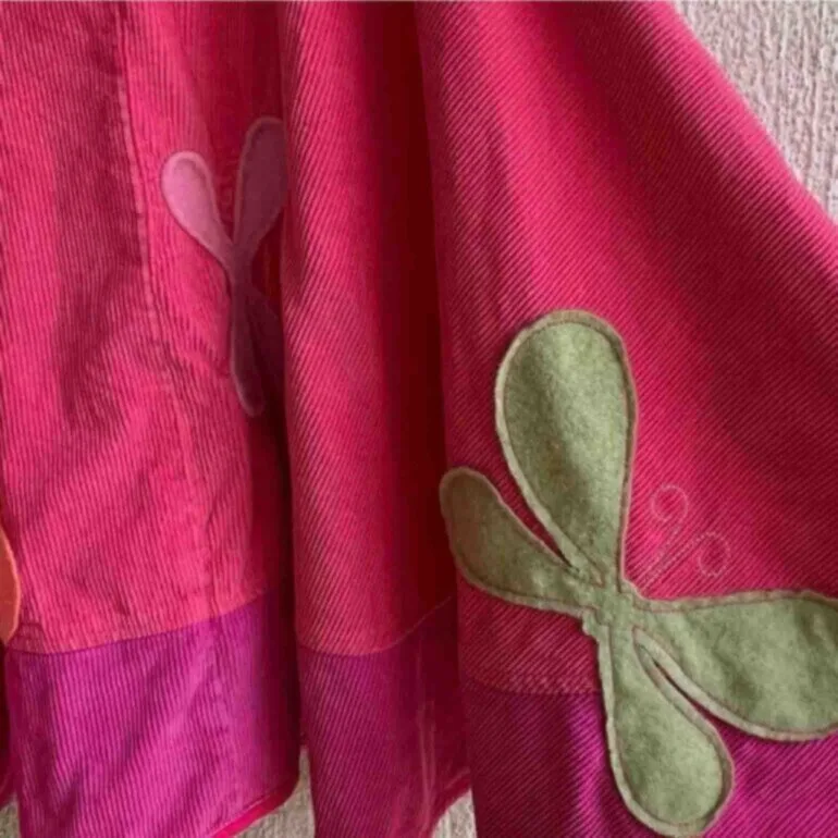Vestido infantil colorido de pana — foto 9
