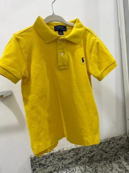Playera polo niño amarilla