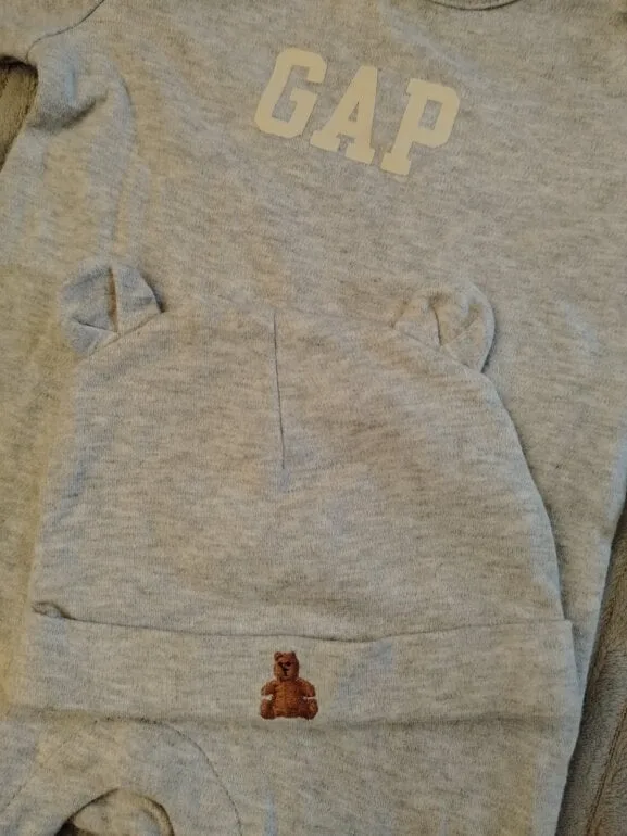 Mameluco con gorrito GAP — foto 2