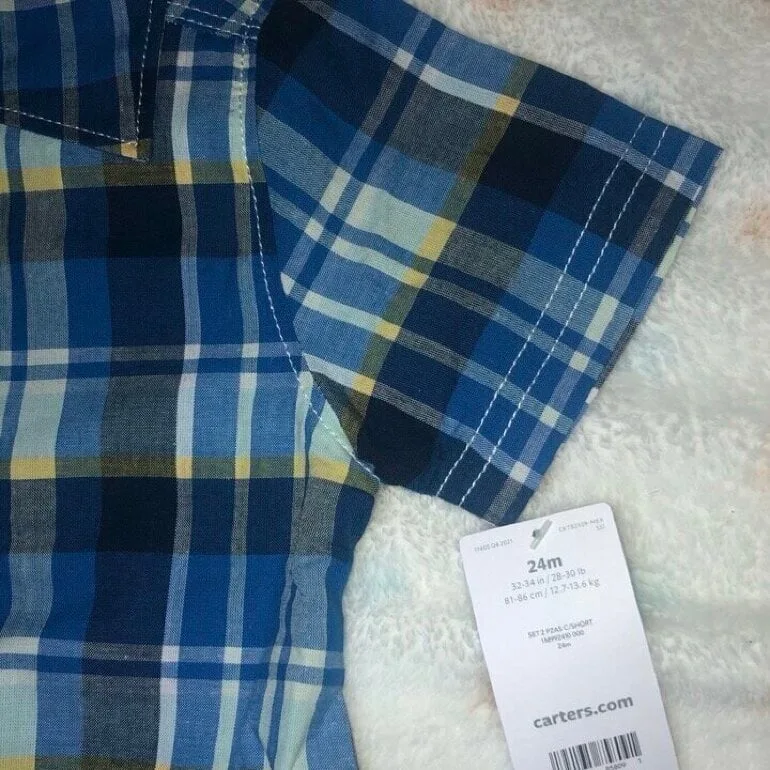 Ropa para bebé azul con café — foto 3