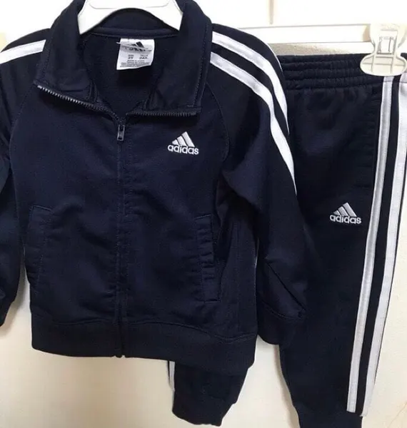 Conjunto de pants y sudadera