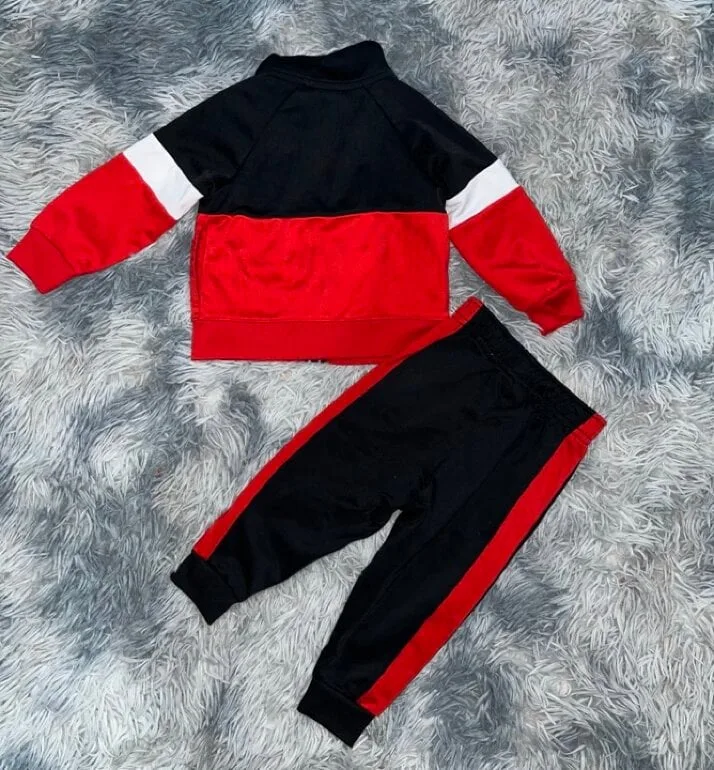 Pants con sudadera — foto 2