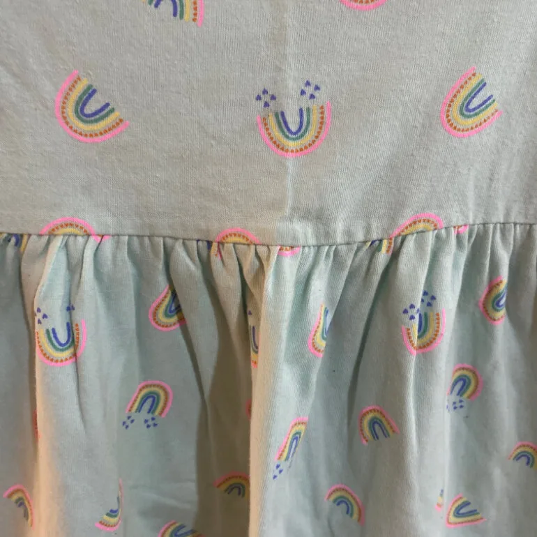 Set de vesridos arcoiris — foto 7