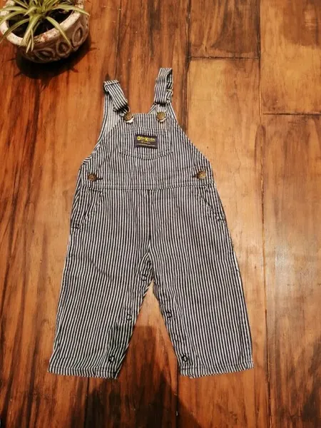 Overol rayitas bebe niña