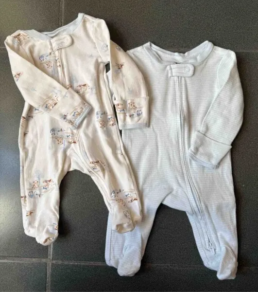 COMBO pijamas Carters