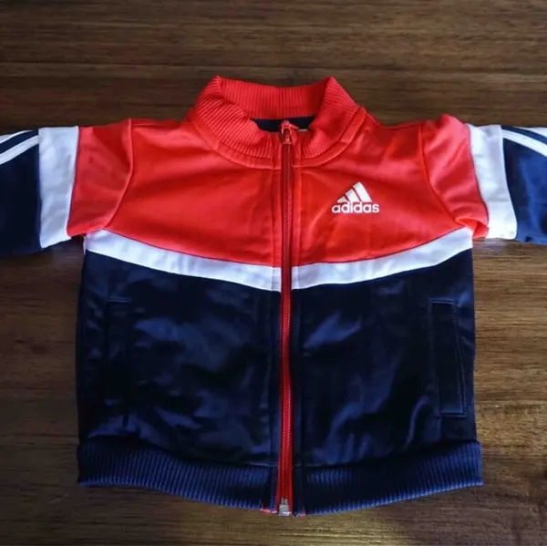Conjunto deportivo Adidas