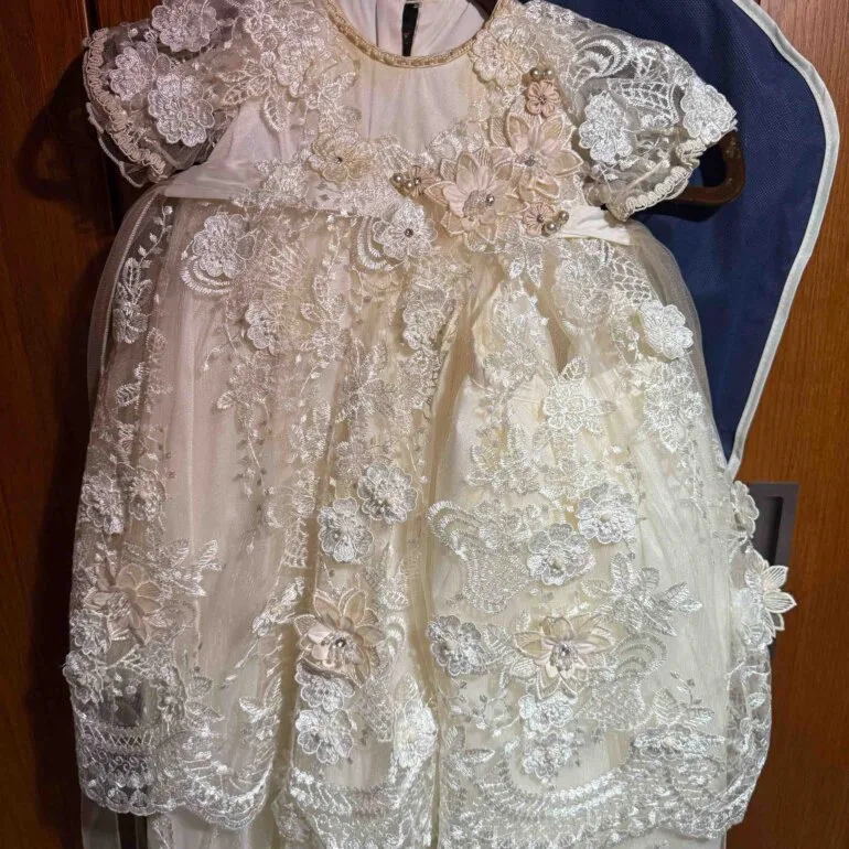 Ropon de bautizo desmontable — foto 2