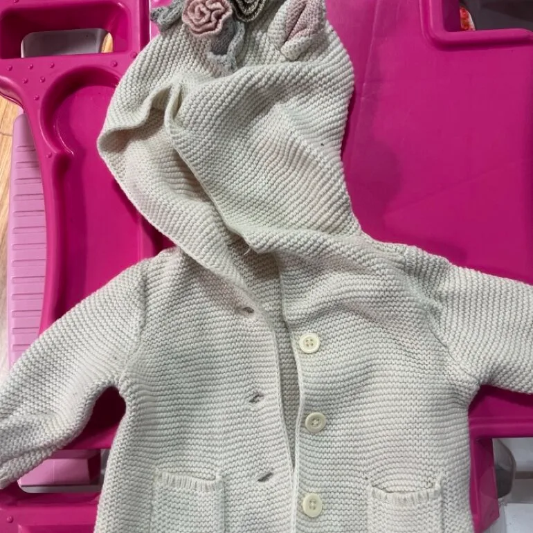 Abrigos gap y vestido para bebés 3 meses — foto 2