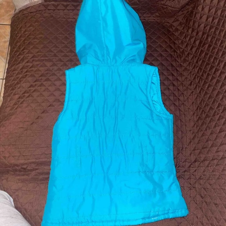 Chaleco Calvin Klein para niña — foto 2