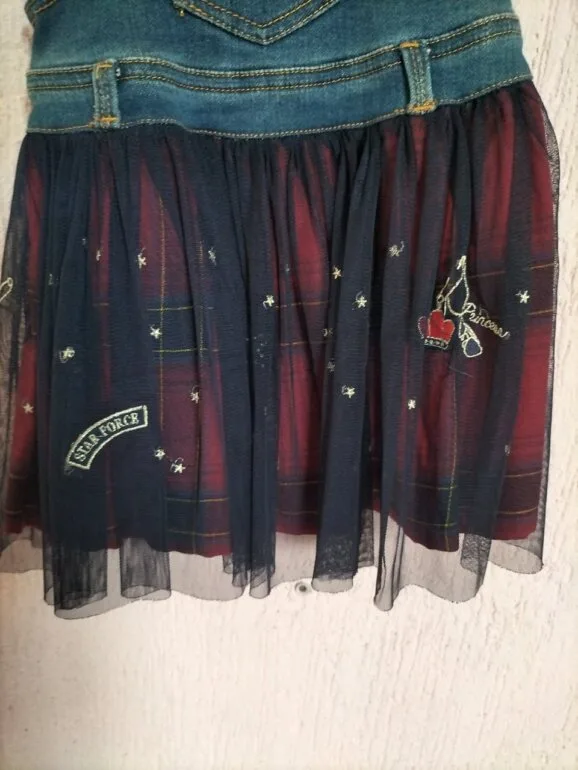 Ropa diversa niña. — foto 4
