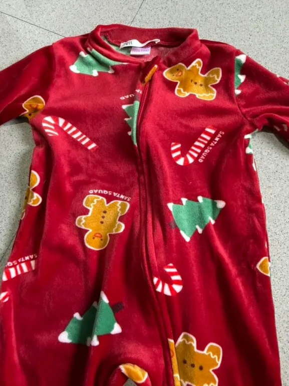 2 Mamelucos Pijama Navideño bebé 6m — foto 3