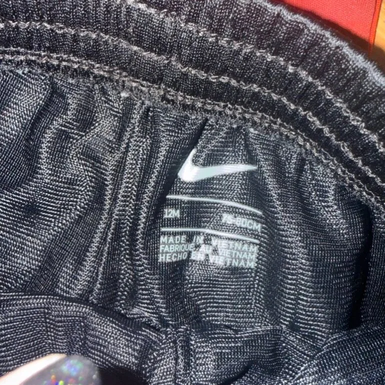 Conjunto Nike bebé — playera + shorts — foto 2