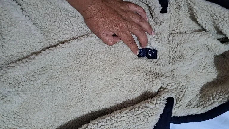 Abrigo aborregado para bebé — foto 3