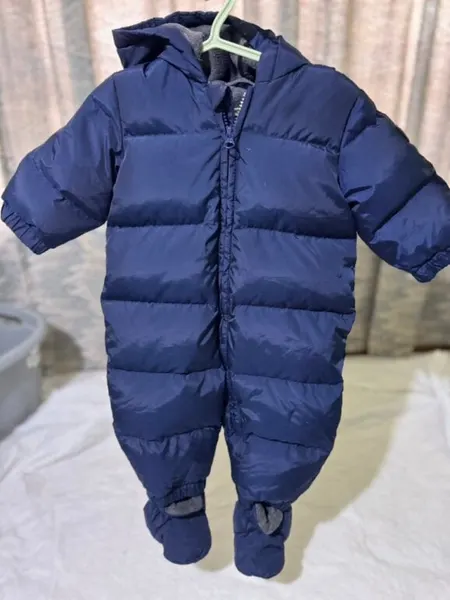 Traje para nieve azul marino
