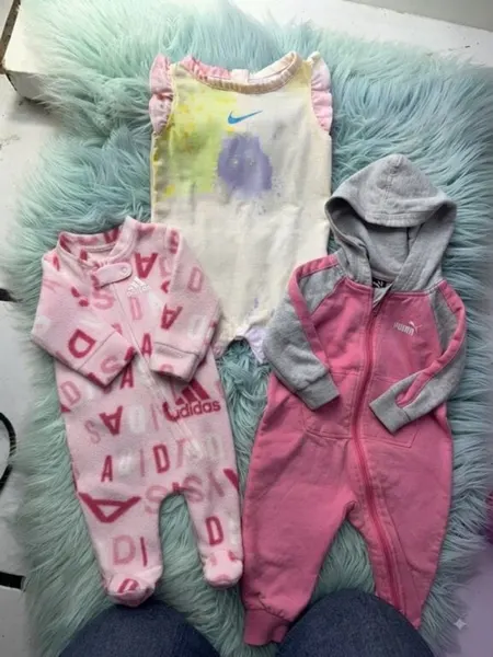 Dúo de mamelucos PUMA Y ADIDAS