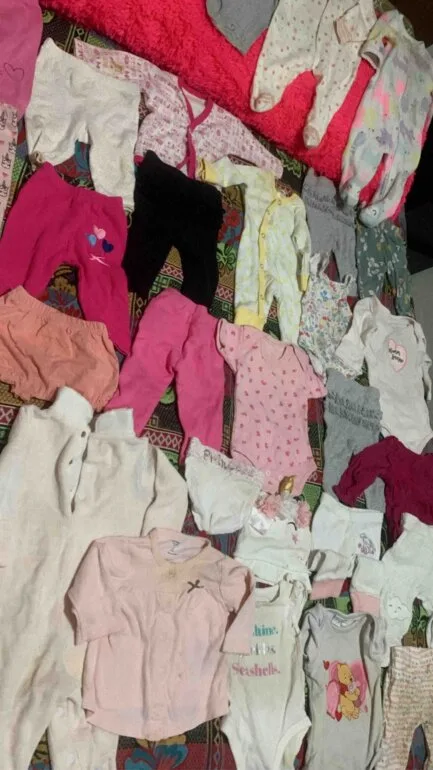Ropa de bebé niña — foto 9