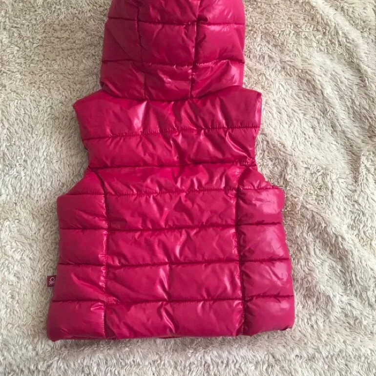 Chaleco rosa Benetton para niña — foto 2