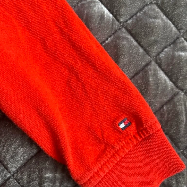 Playera roja Tommy Hilfiger — foto 4